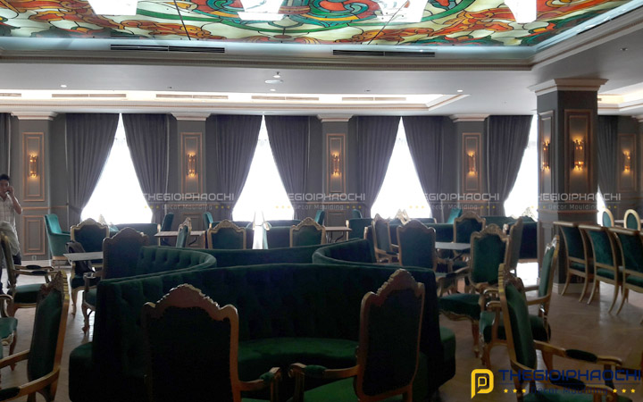 Thi công phào chỉ trần, chỉ khung tường khách sạn MAJESTIC